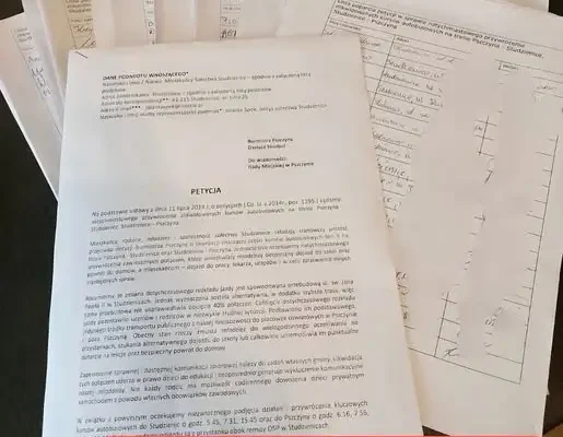 Mieszkańcy Studzienic walczą o przywrócenie kursów autobusu linii B – 839 podpisów pod petycją
