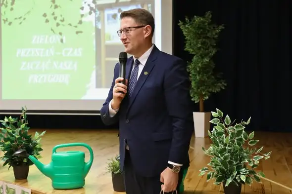 Pszczyna: nowa ekopracownia pod chmurką przy Szkole Podstawowej nr 3