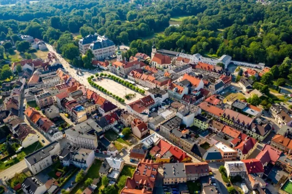 Finisaż wystawy o Ludwiku Baendlu w Pszczynie – promocja książki i rozmowy o sztuce