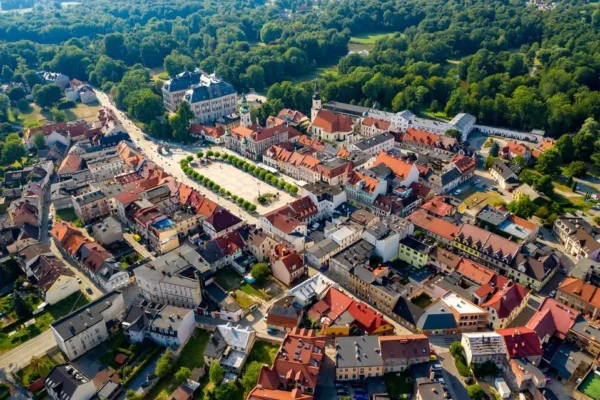 Pszczyna: promocja tomiku „Wbrew” zainaugurowała Festiwal „Deszczowa Poezja”
