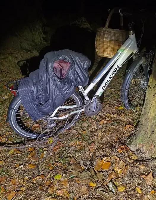 Rower znaleziony na ścieżce między Kobiorem a Radostowicami – policja szuka właściciela