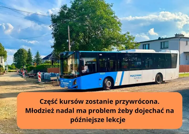 Studzienice: część autobusów wróci, ale mieszkańcy wciąż czekają na pełne połączenia