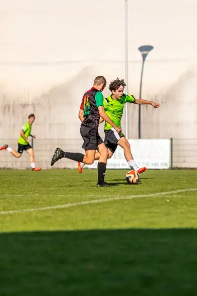 Juniorzy A1 GKS Pniówka wygrywają z LKS Bory Pietrzykowice 3:2 po emocjonującej drugiej połowie